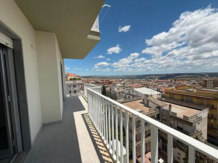 Appartamento con 5 locali in vendita in Via Evangelista Torricelli, Ragusa