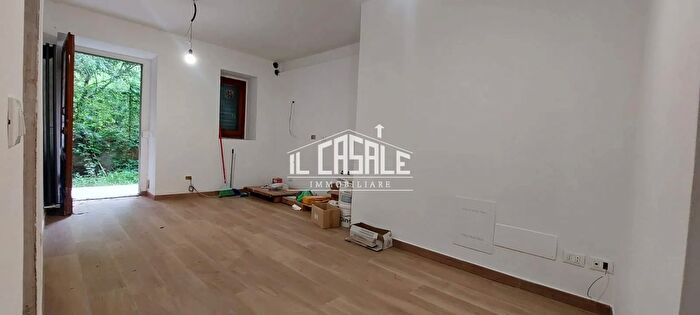 Appartamento trilocale in vendita in Londa