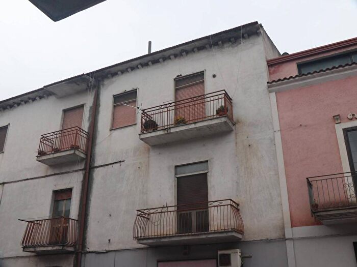 Appartamento quadrilocale in affitto in Dugenta