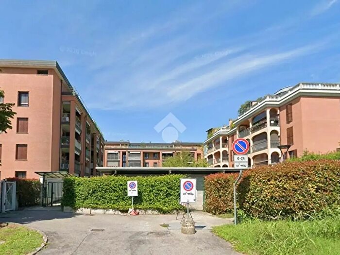 Appartamento trilocale in vendita in Via Giacomo Leopardi, San Donato Milanese