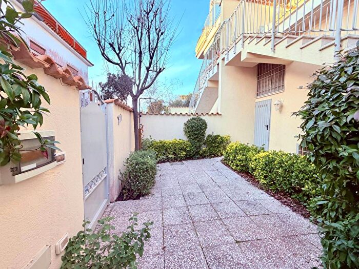 Appartamento trilocale in affitto in Via Portorose, Fregene, Fiumicino