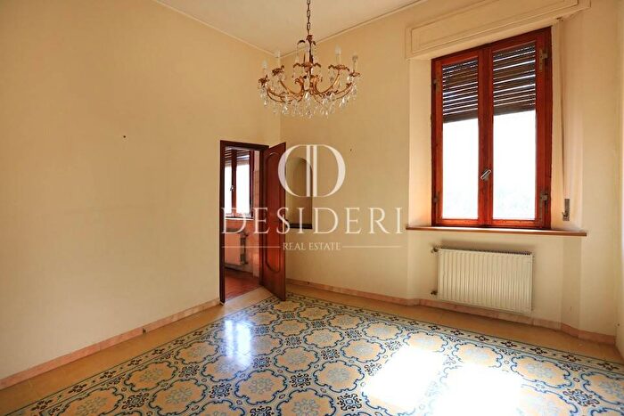 Appartamento con 6 locali in affitto in Via Sonnino, Via dei Mille, Grosseto