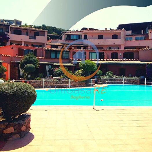 Appartamento bilocale in vendita in Via Sa Conca, Arzachena