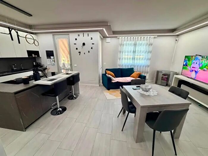 Appartamento trilocale in vendita in Via Leonardo da Vinci, Rottofreno