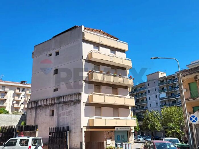 Appartamento con 6 locali in vendita in Ragusa