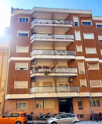 Appartamento con 5 locali in vendita in Via Ghibellina, Messina
