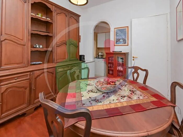 Appartamento trilocale in vendita in Via Oristano, Torino