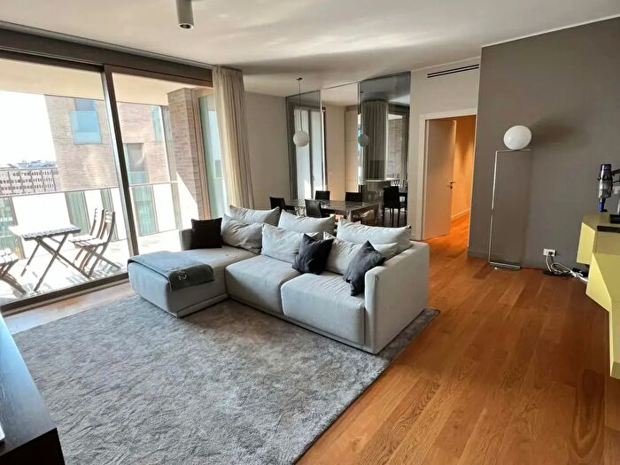 Appartamento in affitto in Via Carlo De Cristoforis, Milano