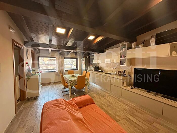 Casa bilocale in vendita in Via Bianchi, Catania