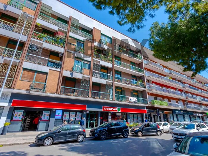Appartamento trilocale in vendita in Bari