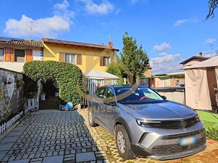 Case in Vendita e in Affitto - 2