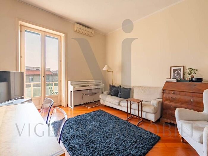 Appartamento quadrilocale in affitto in Cso di Porta Vigentina, Quadronno Crocetta, Milano