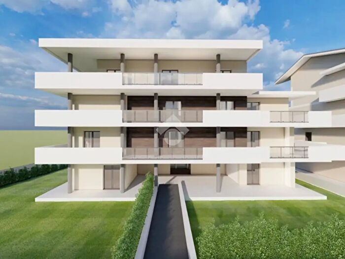 Appartamento con 5 locali in vendita in Via Giaveno, Rivalta Di Torino