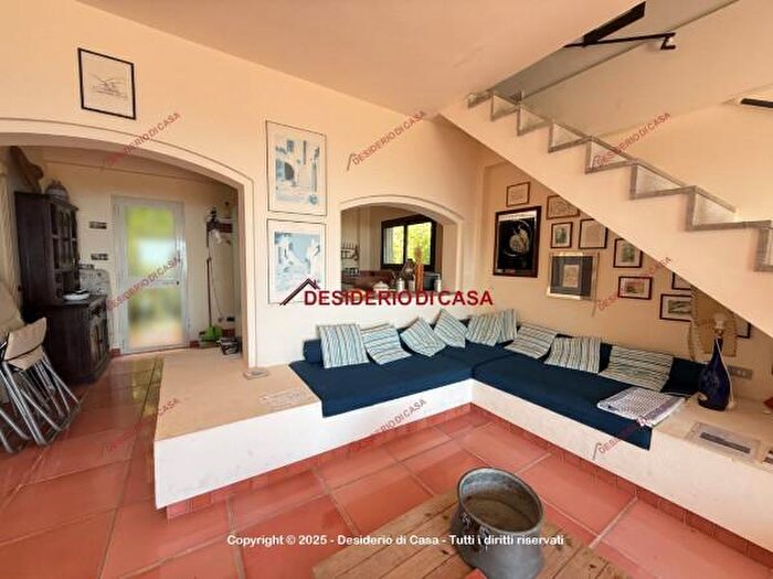 Appartamento trilocale in vendita in Via Lancenia, Cefalu