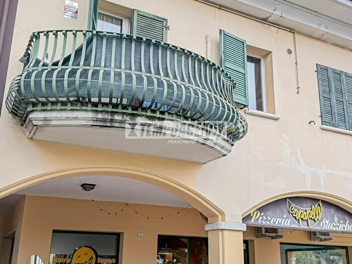 Appartamento quadrilocale in vendita in Piazzale Pellegrino Artusi, Cervia