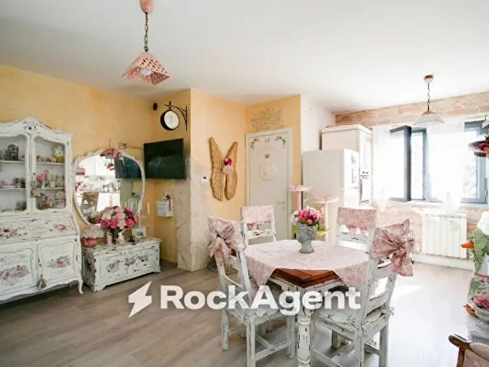 Appartamento bilocale in vendita in Via del Casale Lumbroso, Roma