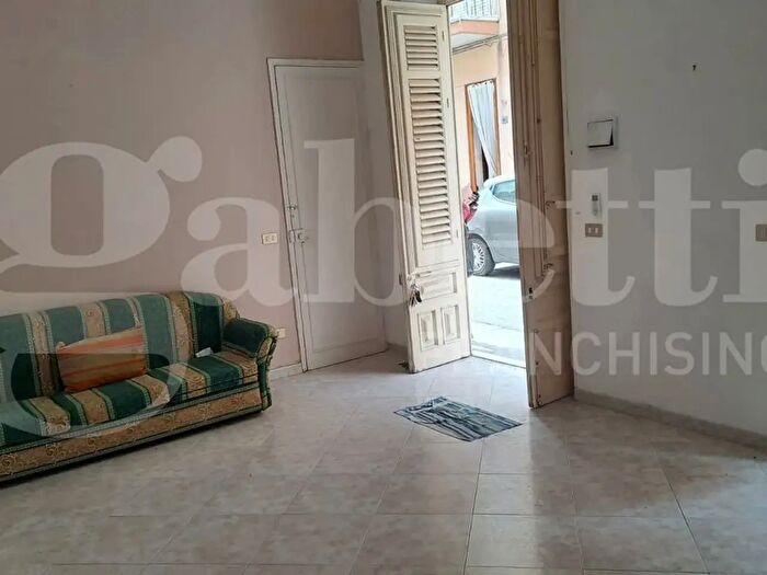 Appartamento bilocale in vendita in Via Castrogiovanni, Bagheria