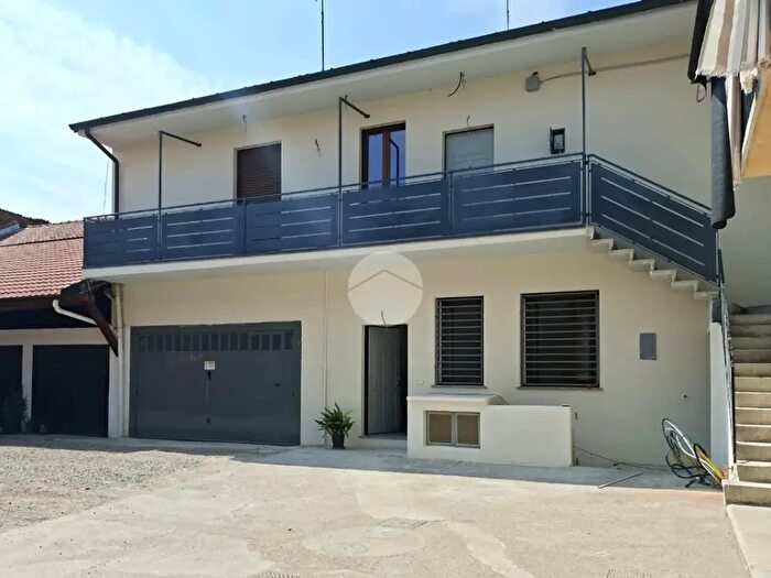 Appartamento trilocale in vendita in Via G Matteotti, Vittuone