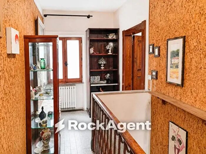 Appartamento con 5 locali in vendita in Via Raffaello Sanzio, Senigallia