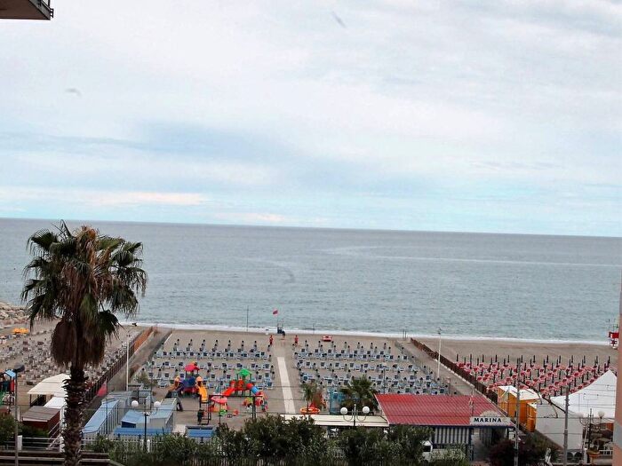 Appartamento trilocale in affitto in Corso Europa, Borghetto Santo Spirito