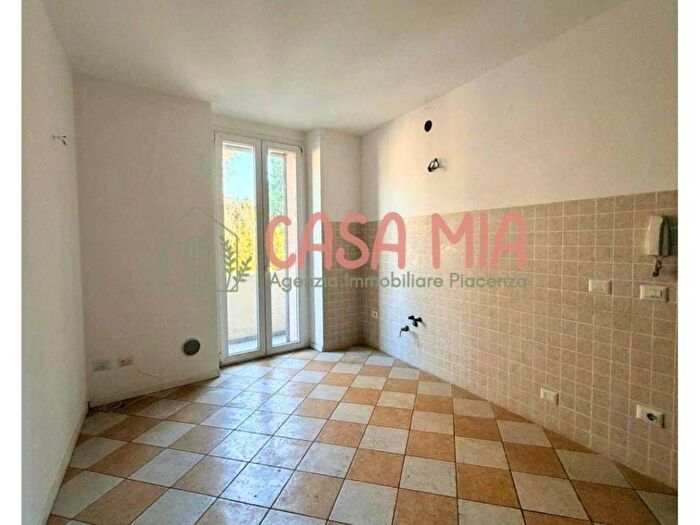 Appartamento bilocale in vendita in VIA ROMA, Centro, Gragnano Trebbiense
