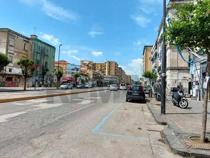 Appartamento bilocale in vendita in Corso Novara, Napoli