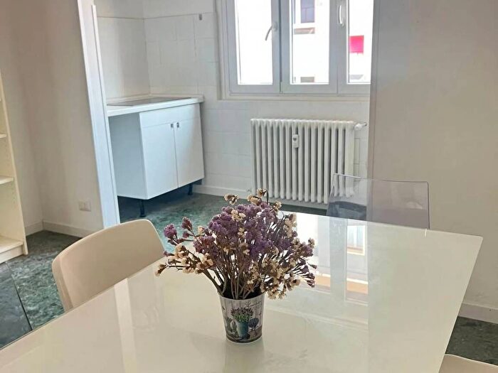 Appartamento trilocale in affitto in Tazzoli, Garibaldi Corso Como, Milano