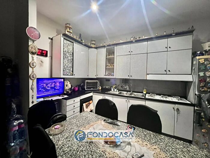 Appartamento con 5 locali in vendita in Via Milano, Teverola