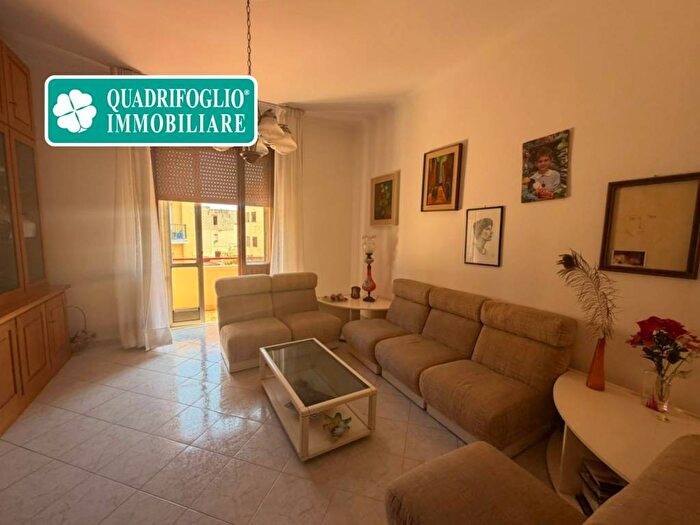 Appartamento con 6 locali in vendita in Via Carrabuffas, Sant'Agostino, Alghero