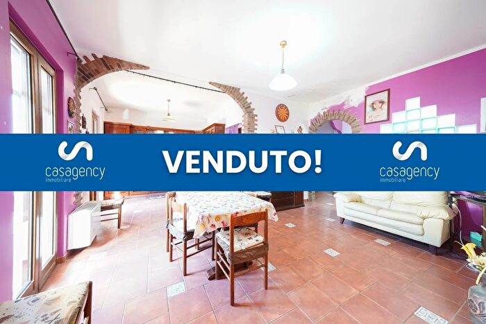 Casa trilocale in vendita in Via Alessandro Volta Palo del Colle Bari, Palo Del Colle