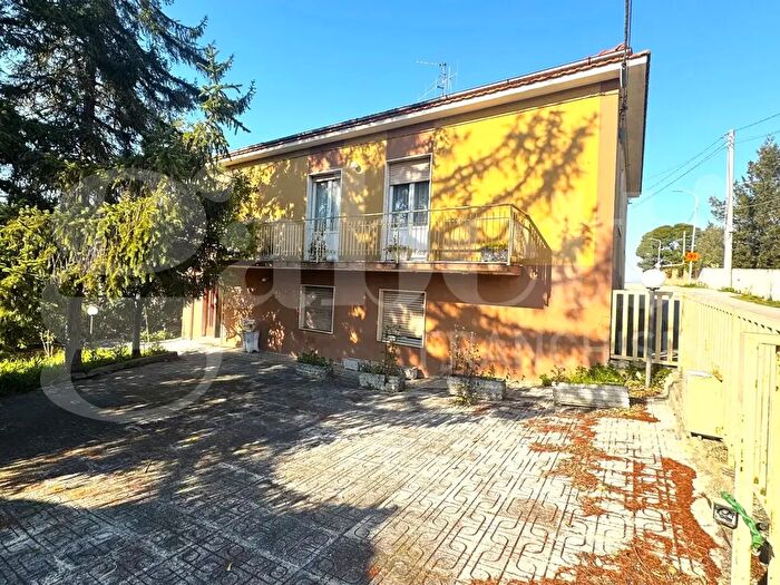 Casa con 5 locali in vendita in Via Dragonara, San Giovanni Teatino