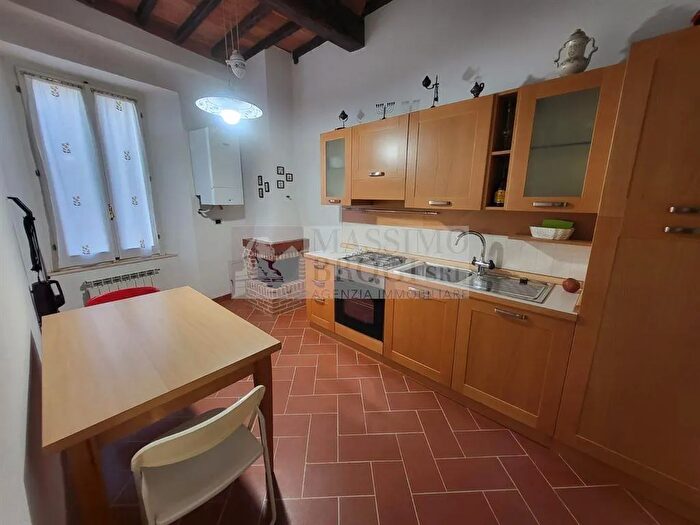 Appartamento con 5 locali in vendita in Siena