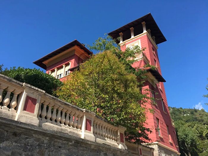 Appartamento trilocale in affitto in Viale del Gran San Bernardo, Aosta