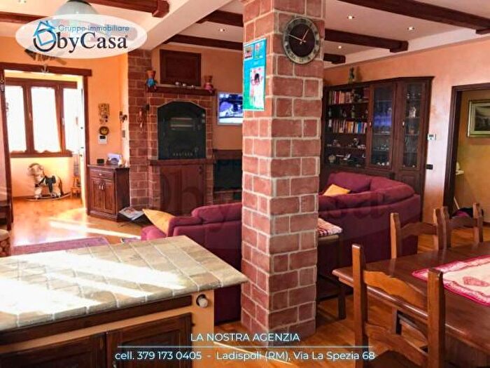 Appartamento quadrilocale in vendita in Ladispoli