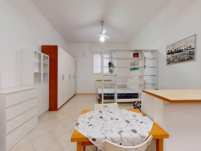 Appartamento monolocale in affitto in Via Oreste Regnoli, Massarenti, Bologna