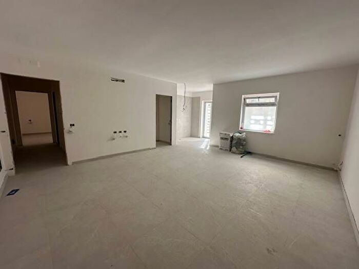 Appartamento trilocale in affitto in Poggio Vallesana, Centro, Marano di Napoli