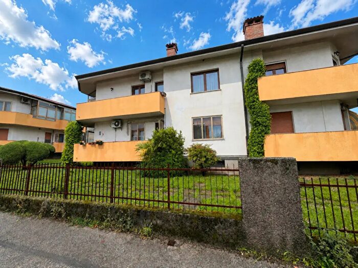 Appartamento trilocale in vendita in Via Michelini, Tricesimo