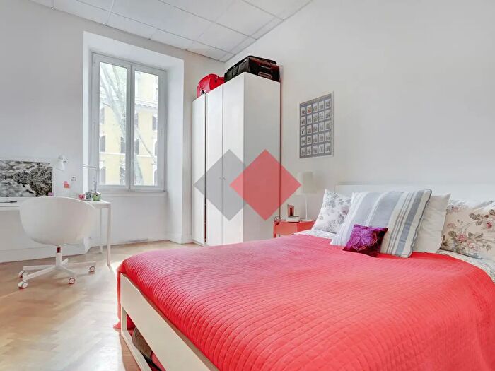 Appartamento con 6 locali in vendita in Viale Regina Margherita, Roma