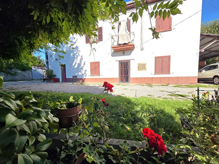 Appartamento trilocale in vendita in Via Fuscona Imola, Imola