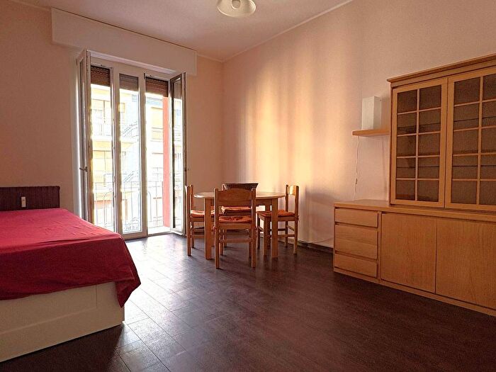 Appartamento bilocale in affitto in Via Giovanni Battista Moroni, Gambara, Milano
