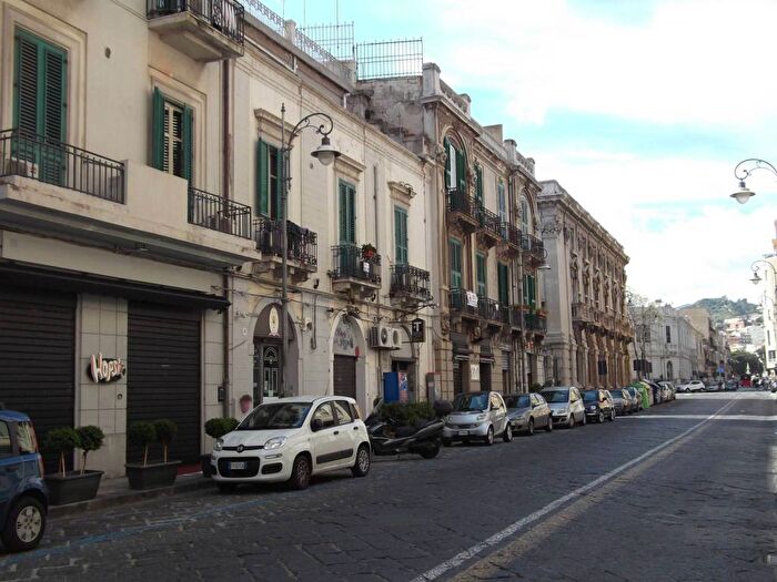 Appartamento monolocale in affitto in Via Settembre, Centro Storico, Messina