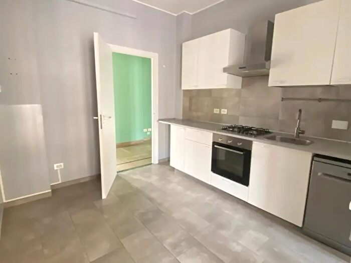 Appartamento con 5 locali in affitto in Via Piazzi, Torino