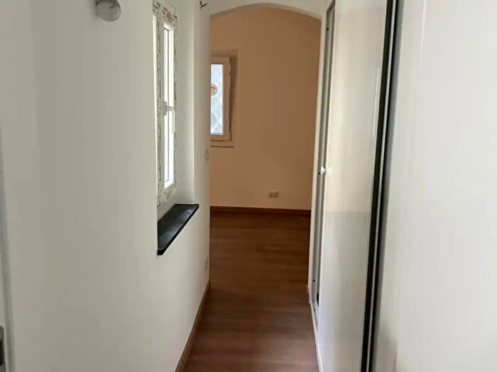 Appartamento quadrilocale in affitto in Via San Vincenzo, Genova