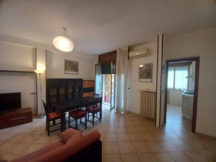 Appartamento bilocale in affitto in Via Alessandria, Stazione, Rho