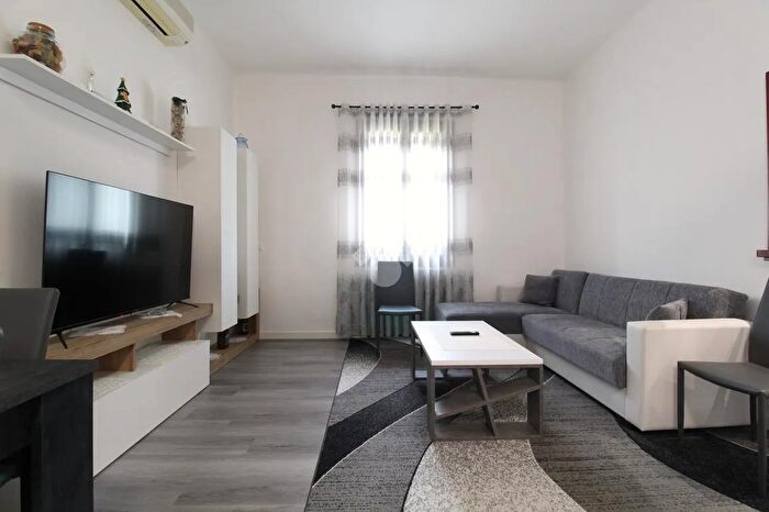 Appartamento trilocale in vendita in Via Castellana, Arzignano