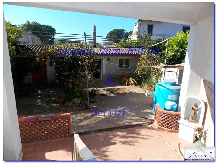 Casa con 7 locali in vendita in Via Gian Battista Vico, Calvi Risorta