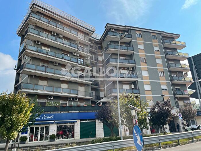 Casa trilocale in vendita in Via Ciro Menotti Rende, Rende