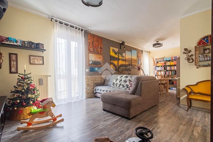 Casa con 5 locali in vendita in Via Ospedale, Conversano