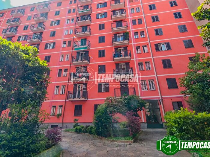 Appartamento bilocale in vendita in Via Arbe, Milano