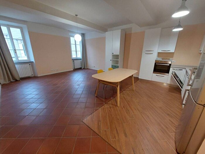 Appartamento bilocale in affitto in Strada della Repubblica, Centro Storico, Parma